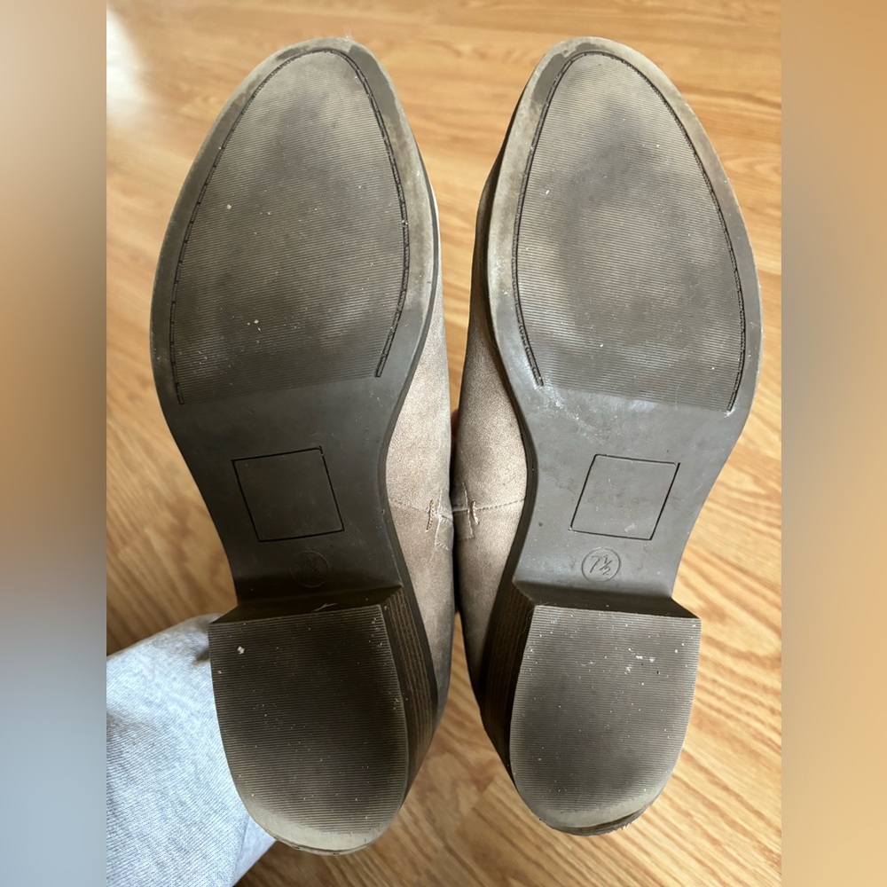 Trendy Faux Leather Ankle Boots in Beige | K&M - Picture 3 of 7